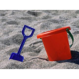 Bucket and Spade (1 day)